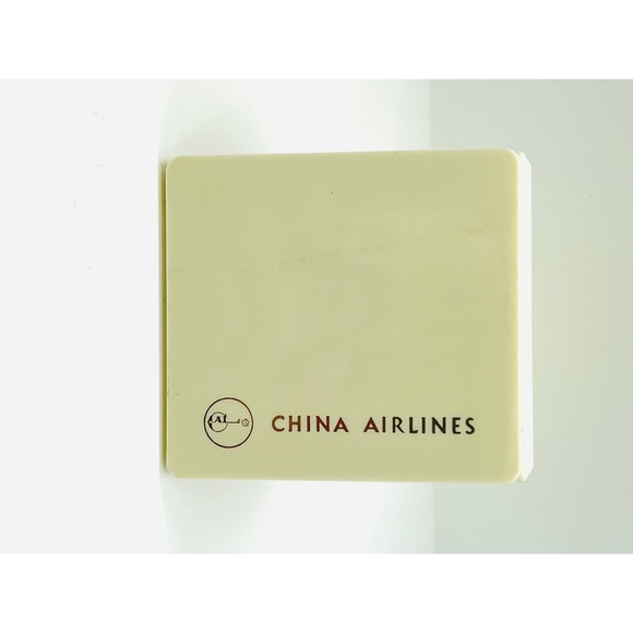 Vintage China Airlines Bifold Double Picture Frame with Artwork & Welcome Aboard - Picture 7 of 11